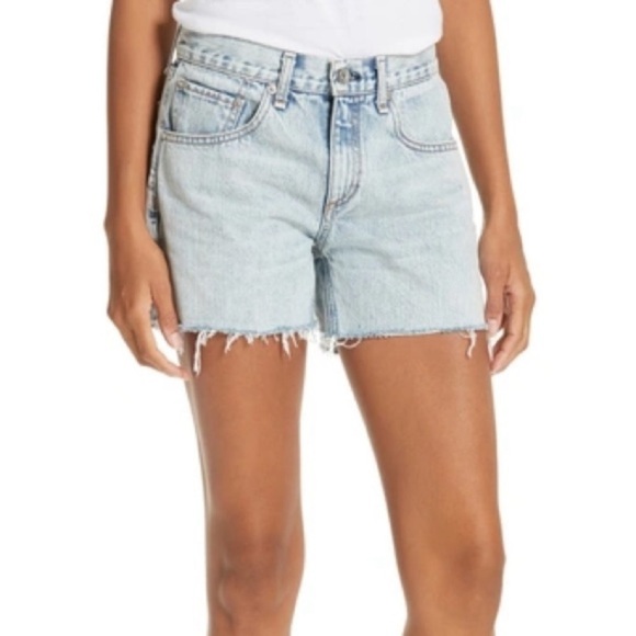 Rag & Bone Mid Rise Frayed Hem Boyfriend Jean Shorts in Clean Madison 25 - Picture 1 of 14